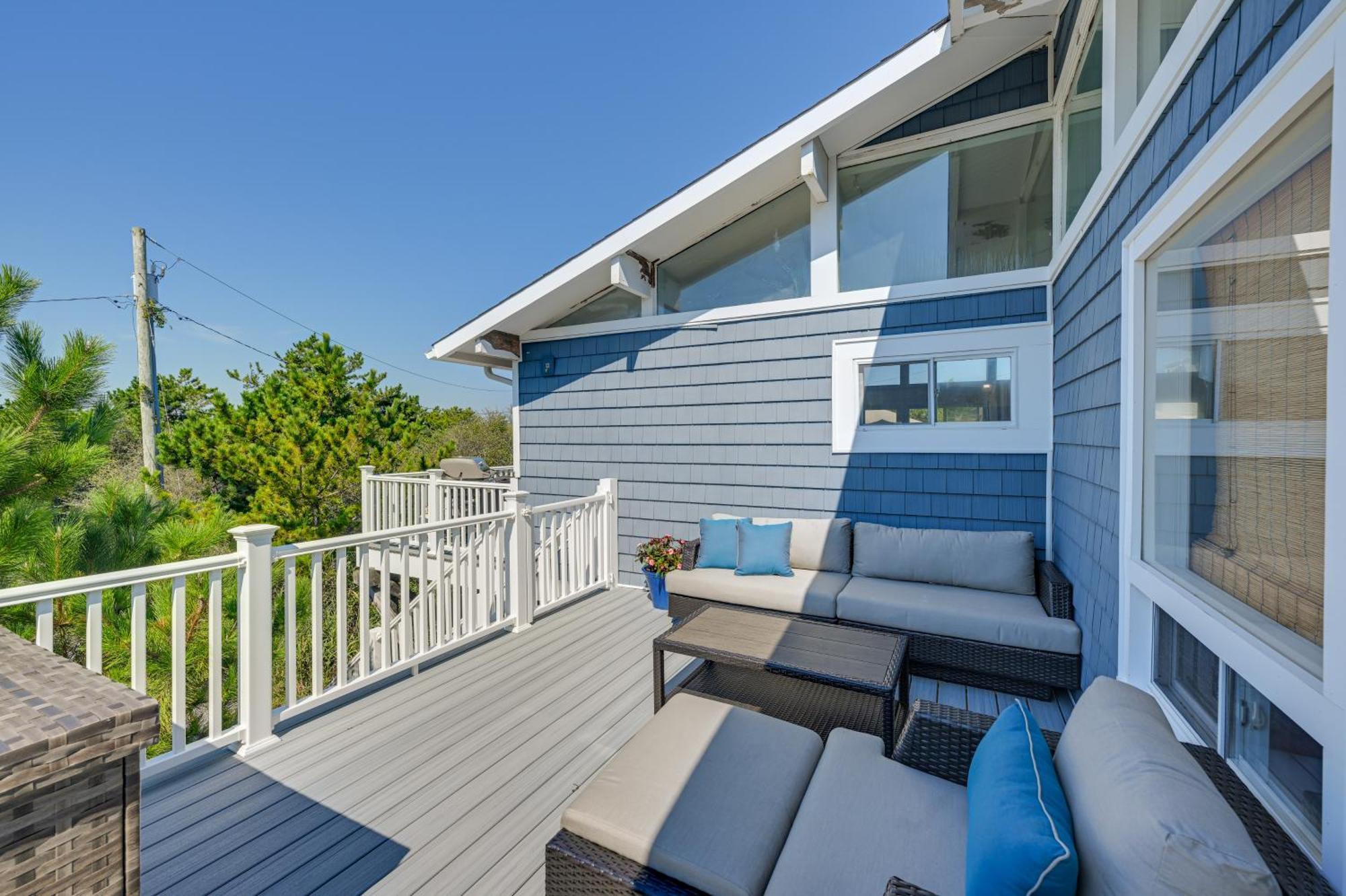 Westhampton Beach Home With Deck And Ocean Views! מראה חיצוני תמונה